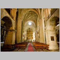 Santo Estevo de Ribas de Sil, photo on turgalicia.es.jpg